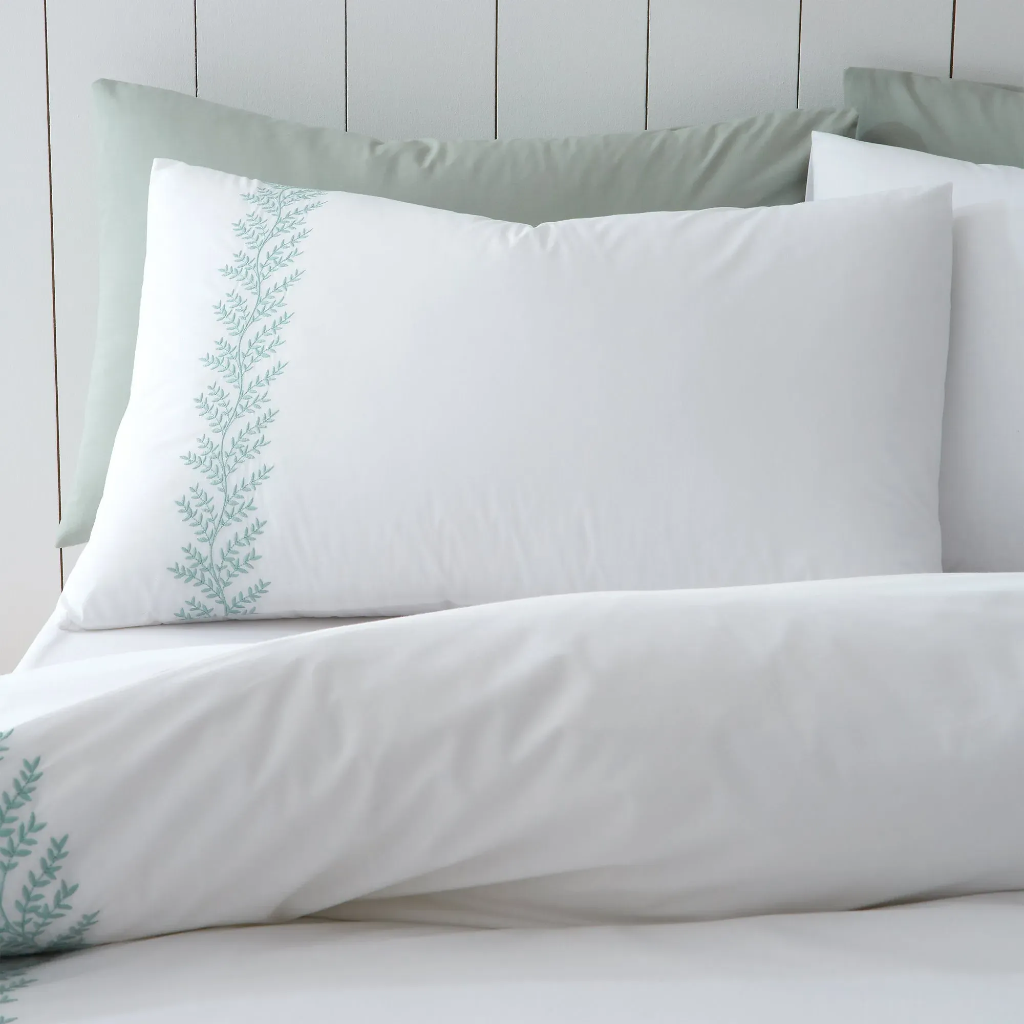 Single Duvet Set with Embroidery - White, Cotton image