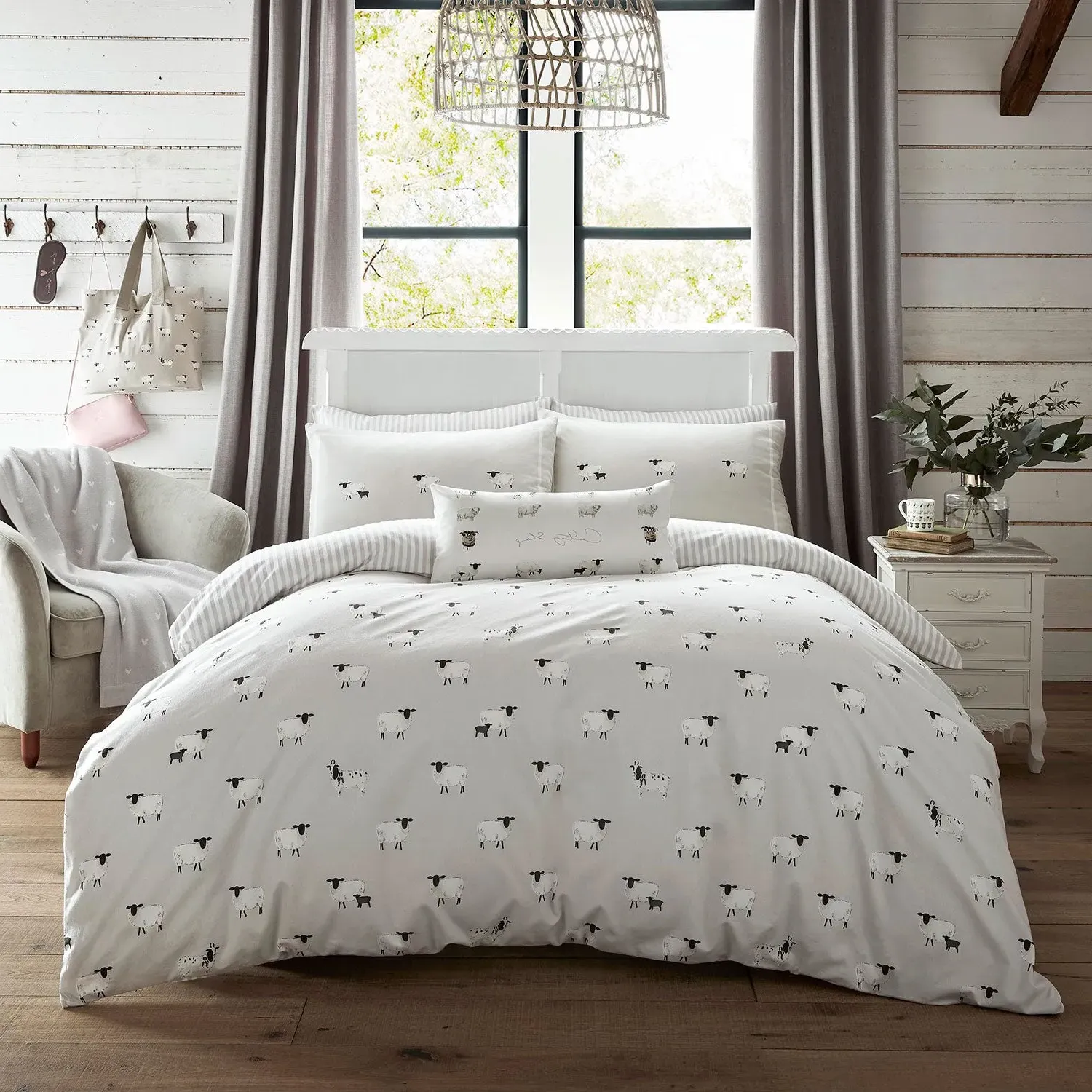 Single Duvet Set with Sheep Print - Natural Cotton product