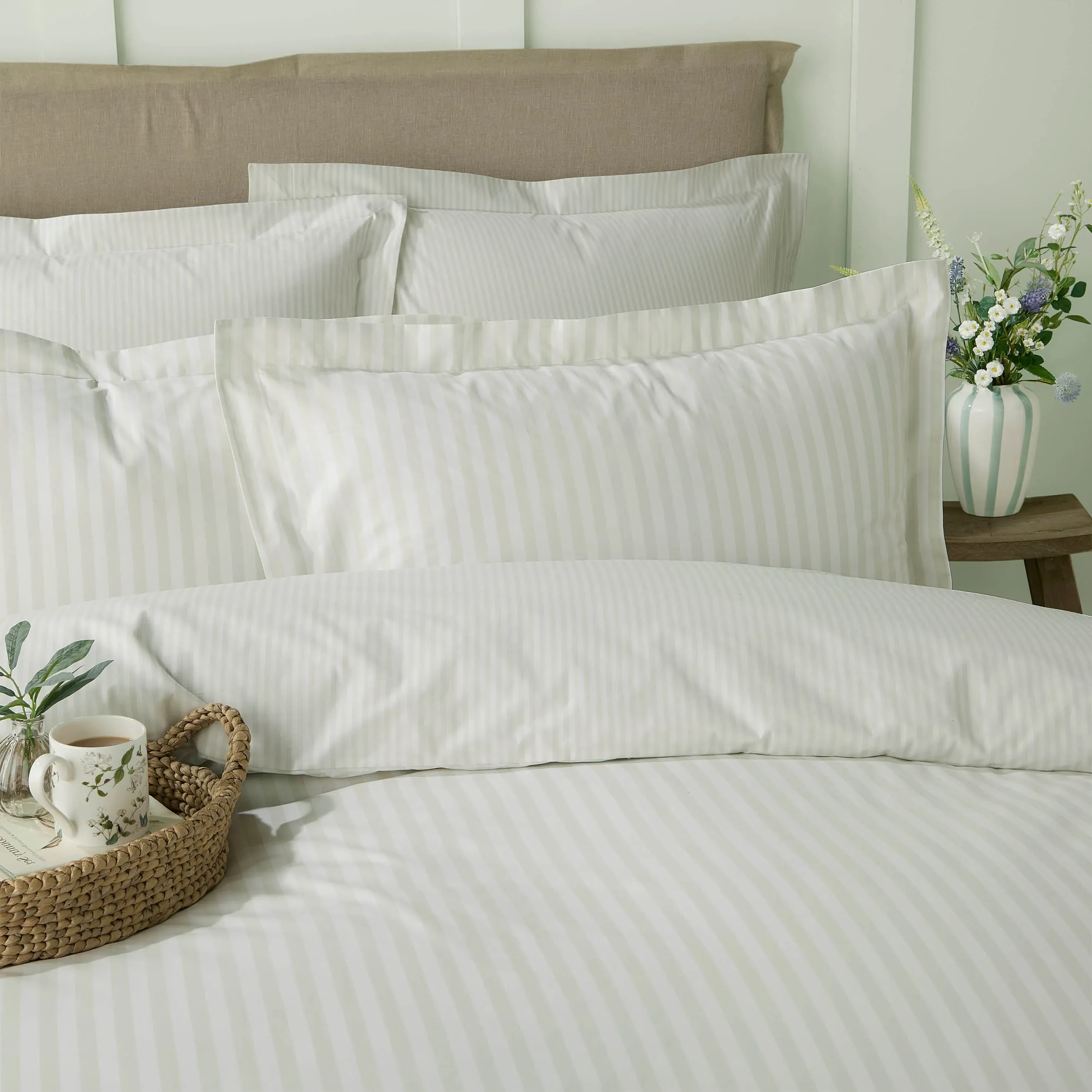 Sophie Allport Uppingham Stripe King Size Duvet Set - Mint Green, Cotton by Julian Charles, image 2