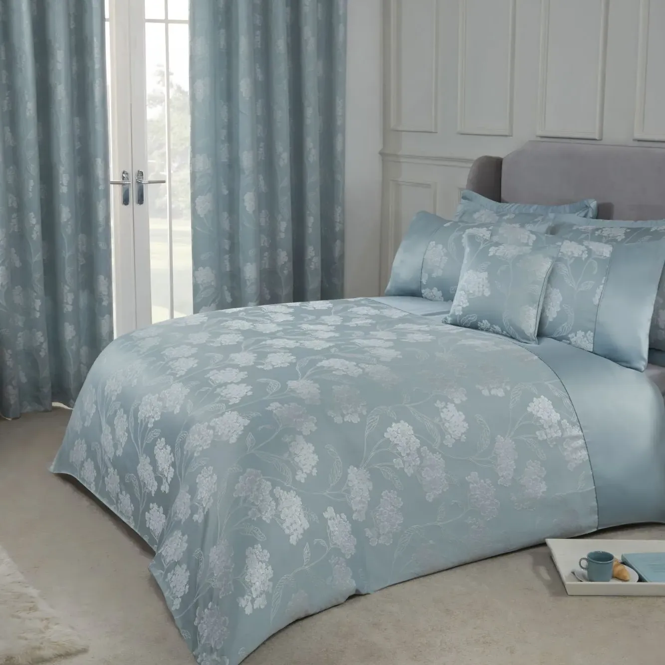 Super King Duvet Set Embellished Jacquard - Blue