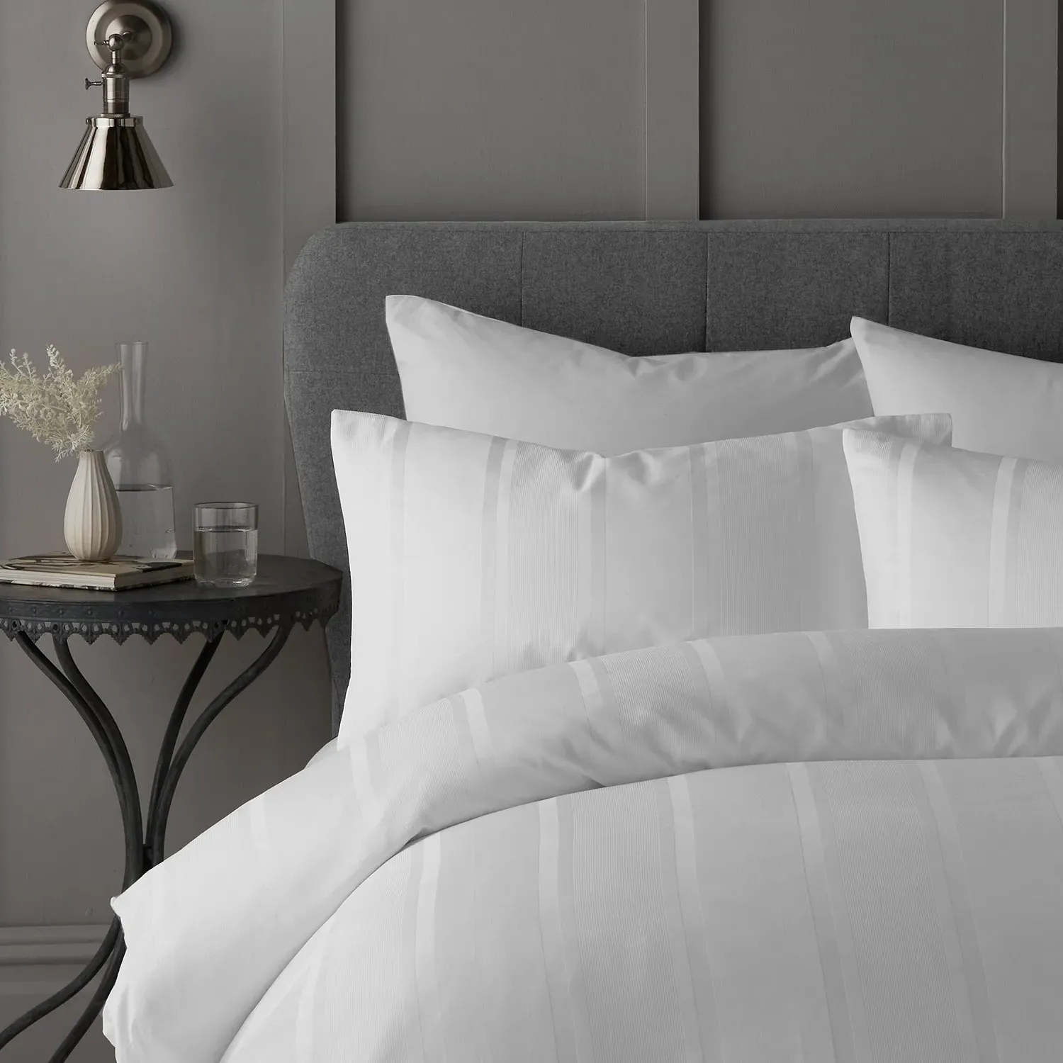 Super King Duvet Set with Wide Stripe - White, Cotton