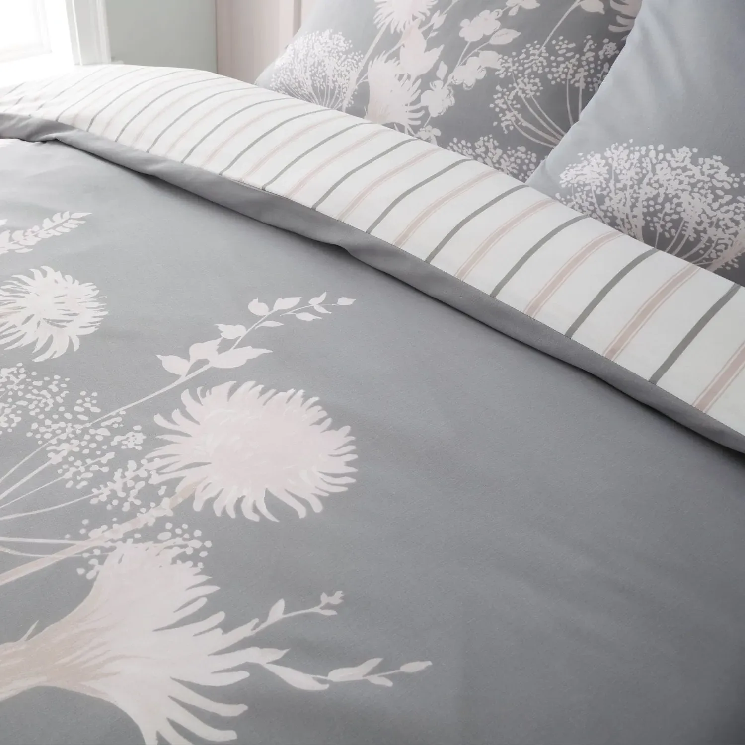 Super King Floral Duvet Set - Grey, Cotton Blend