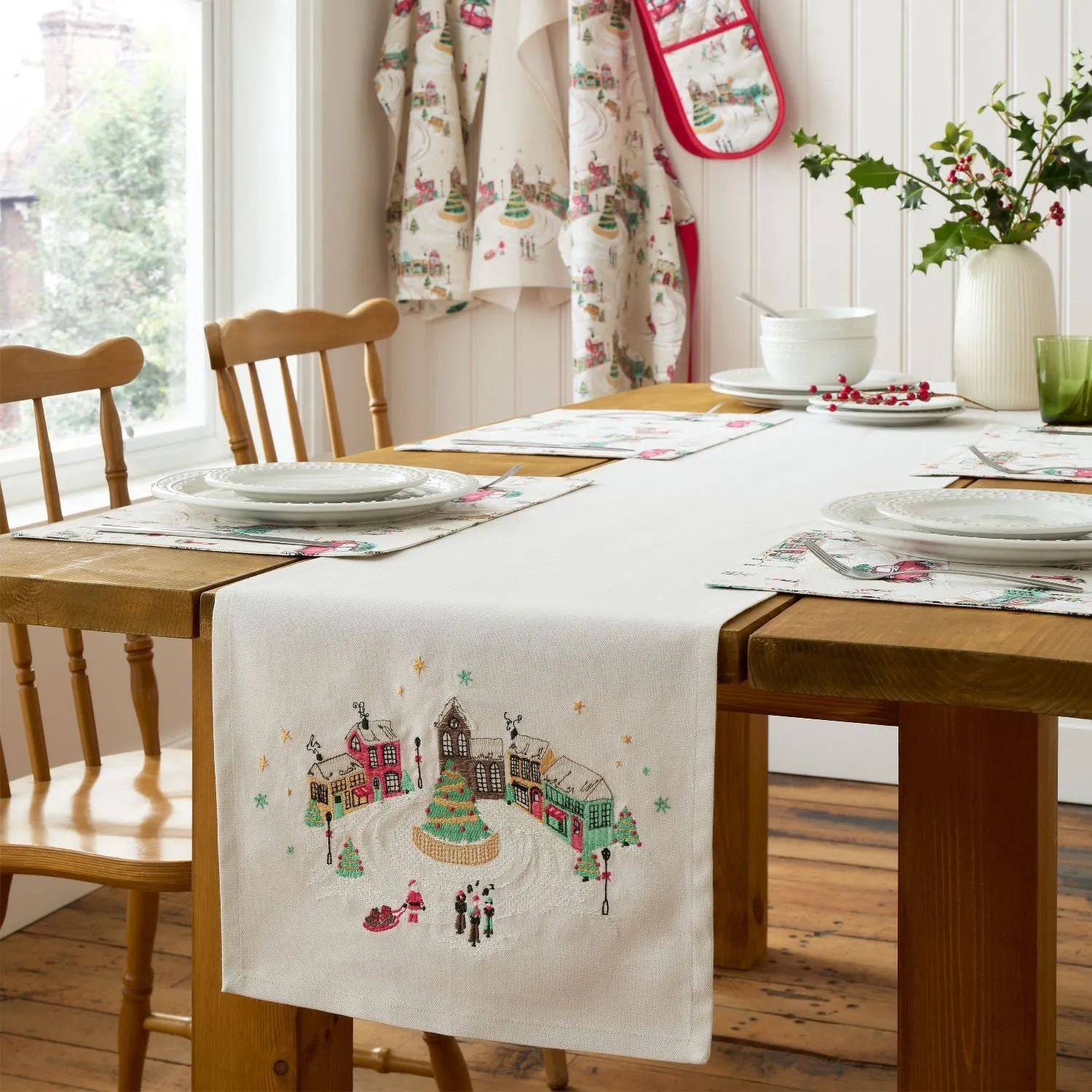 Table Runner Christmas Print - Natural, Cotton