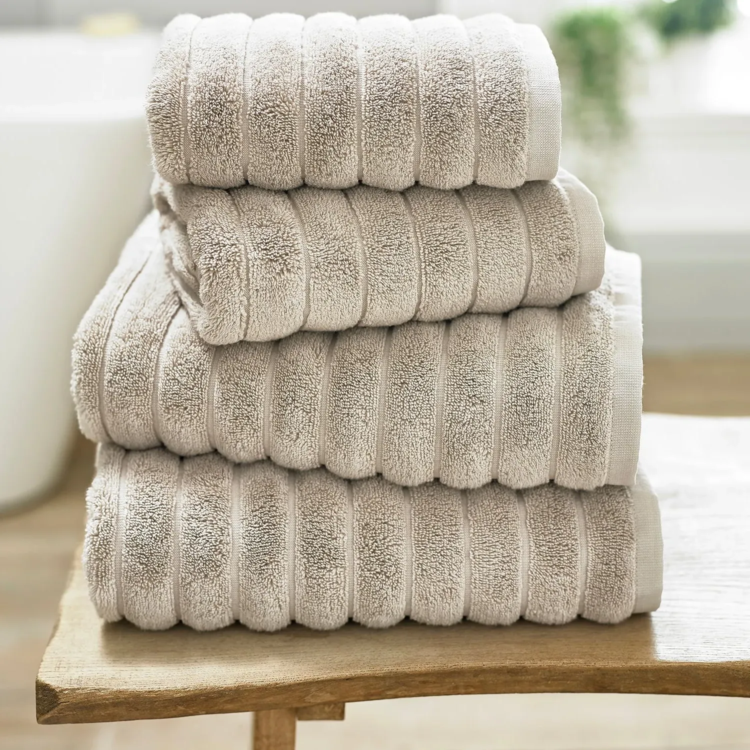 The Lyndon Company Ribbleton 700gsm Zero Twist Bath Towel - Stone product