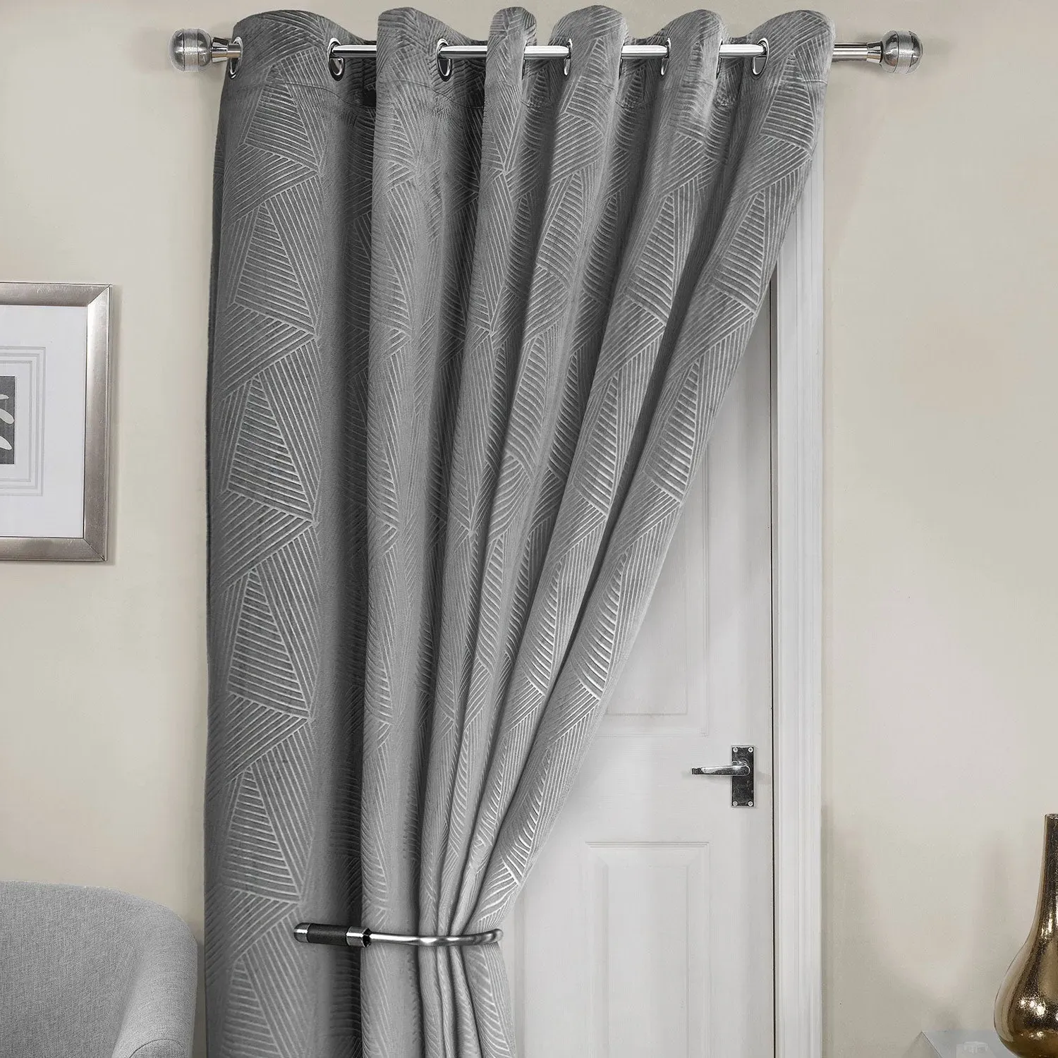 Thermal Eyelet Door Curtain - Silver, Velvet