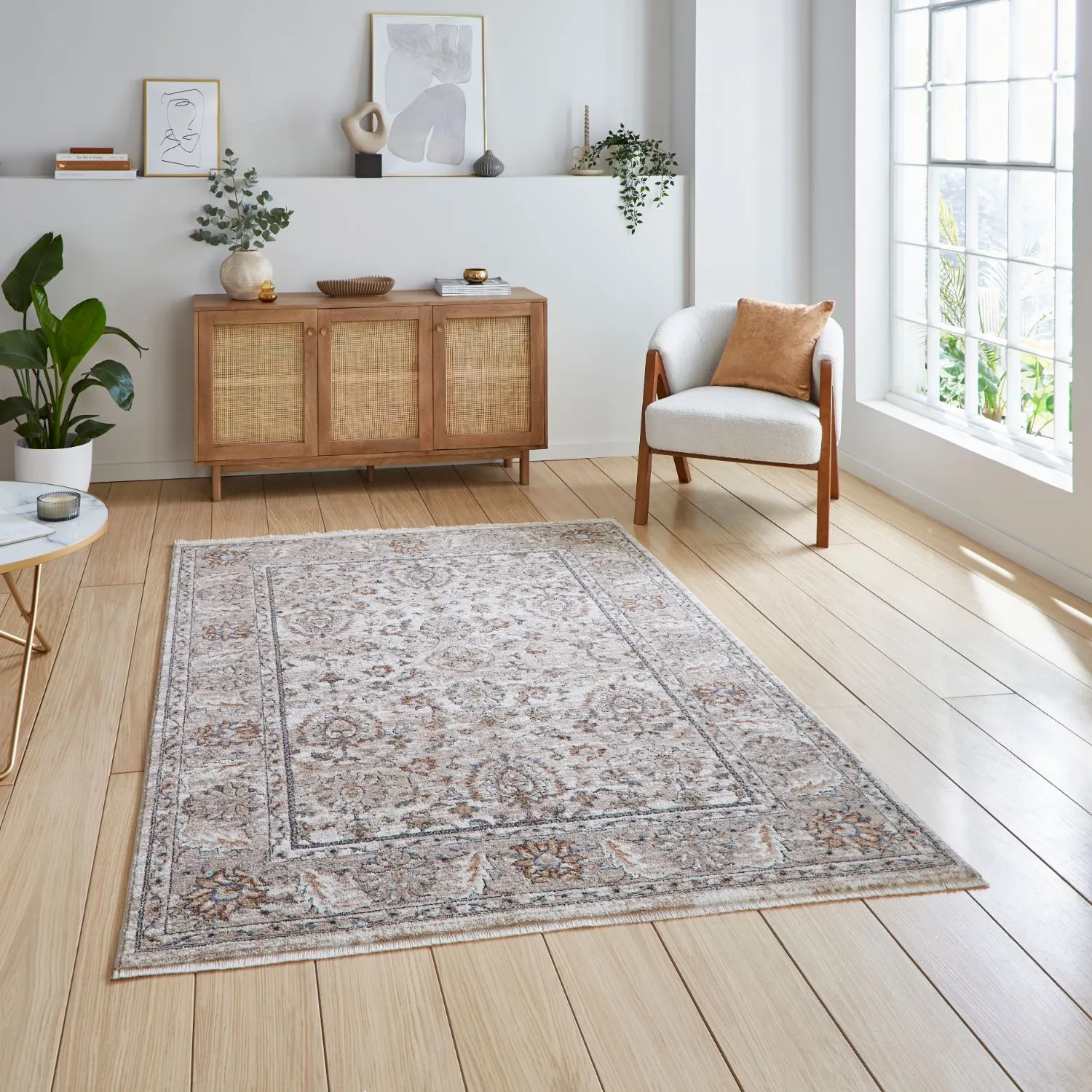 Traditional Rug - Beige, Polypropylene
