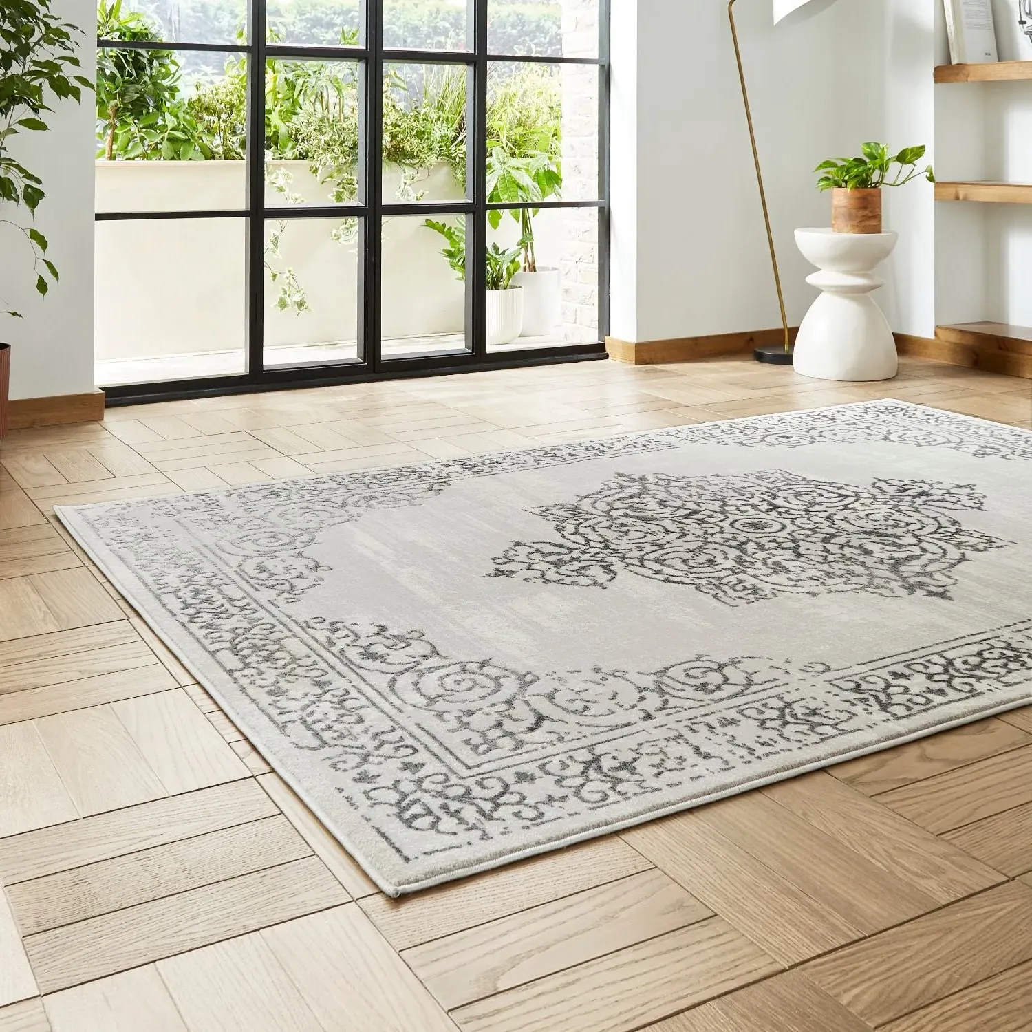 Traditional Vintage Rug with Metallic Effect - Grey