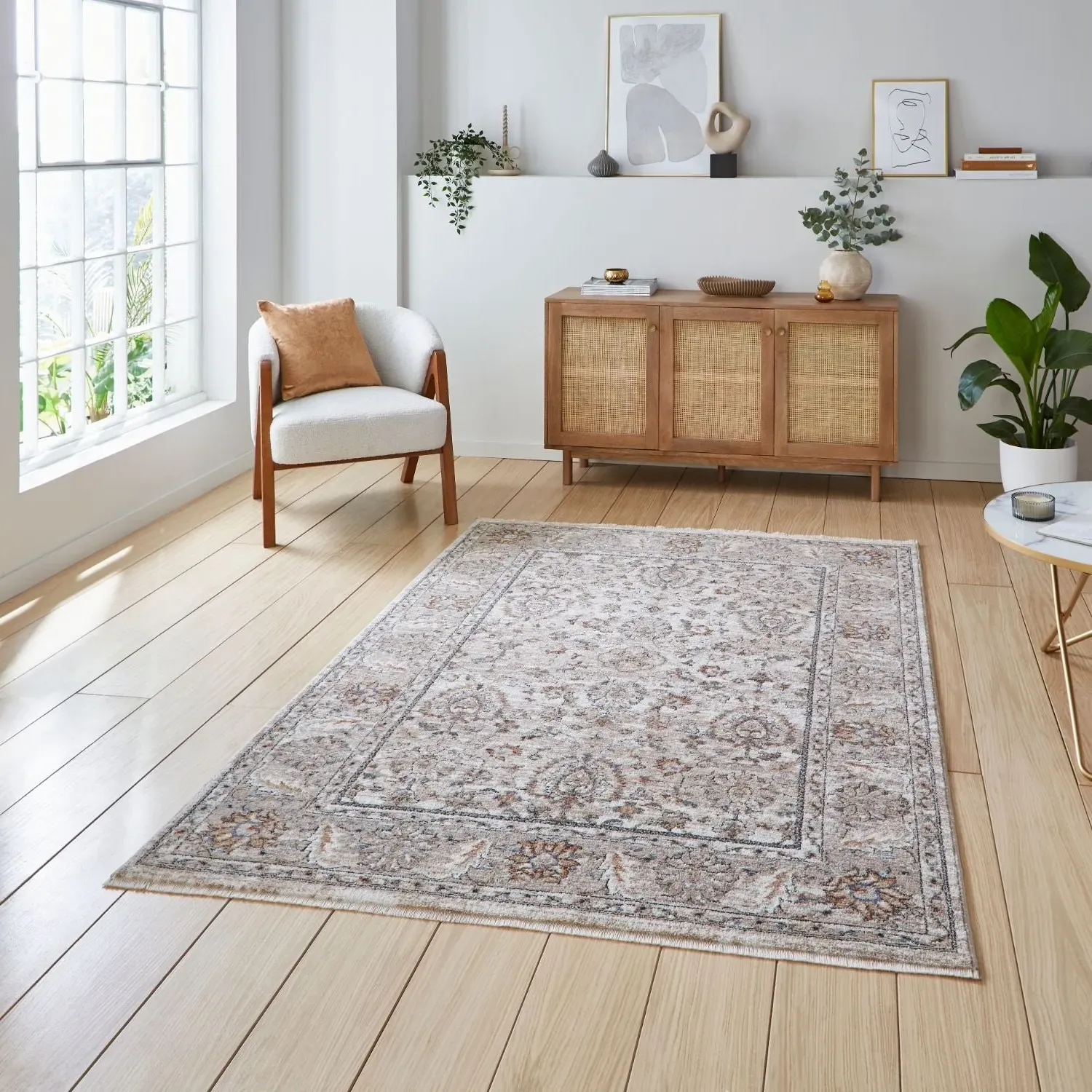 Traditional Rug - Beige, Polypropylene product
