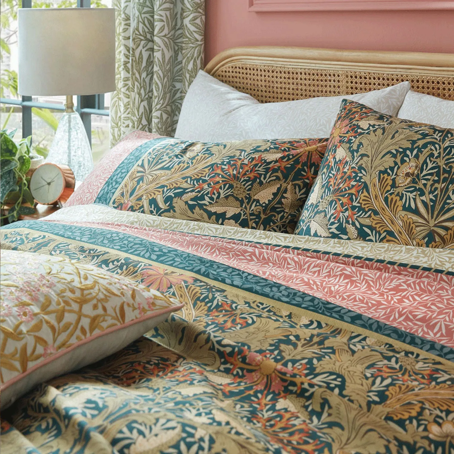 William Morris At Home Kelmscott Single Duvet Set - Navy, Cotton alternate view
