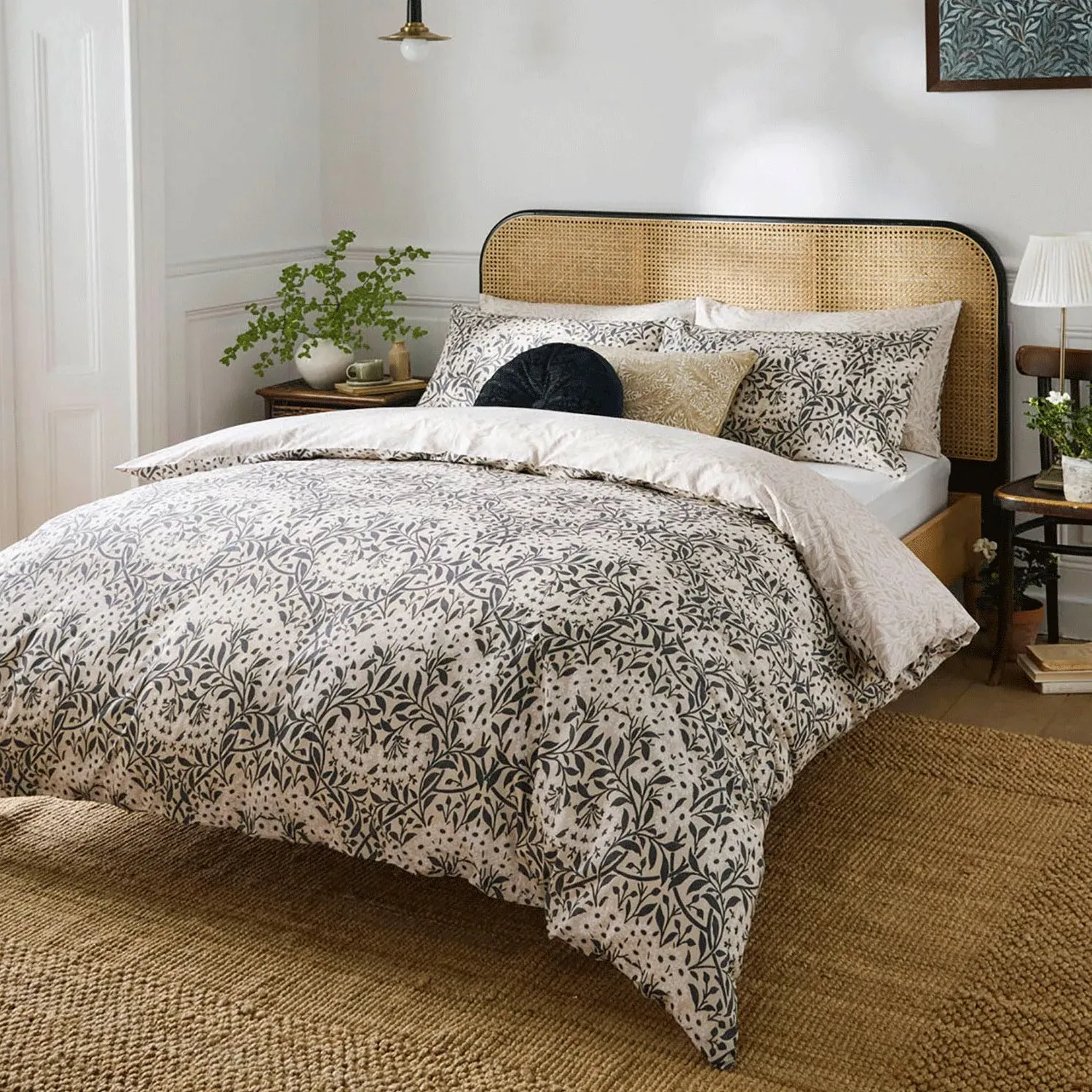 William Morris At Home Michaelmas Daisy Single Duvet Set - Natural, Cotton product