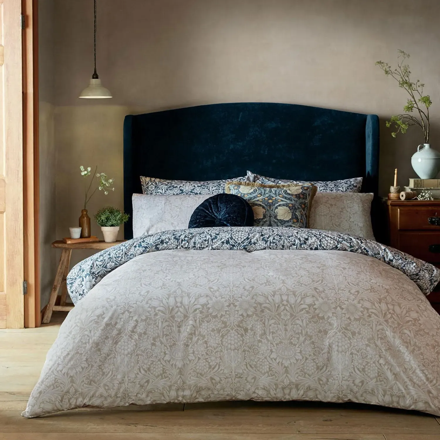 William Morris At Home Sunflower Ink Single Duvet Set - Blue, Cotton alternate view