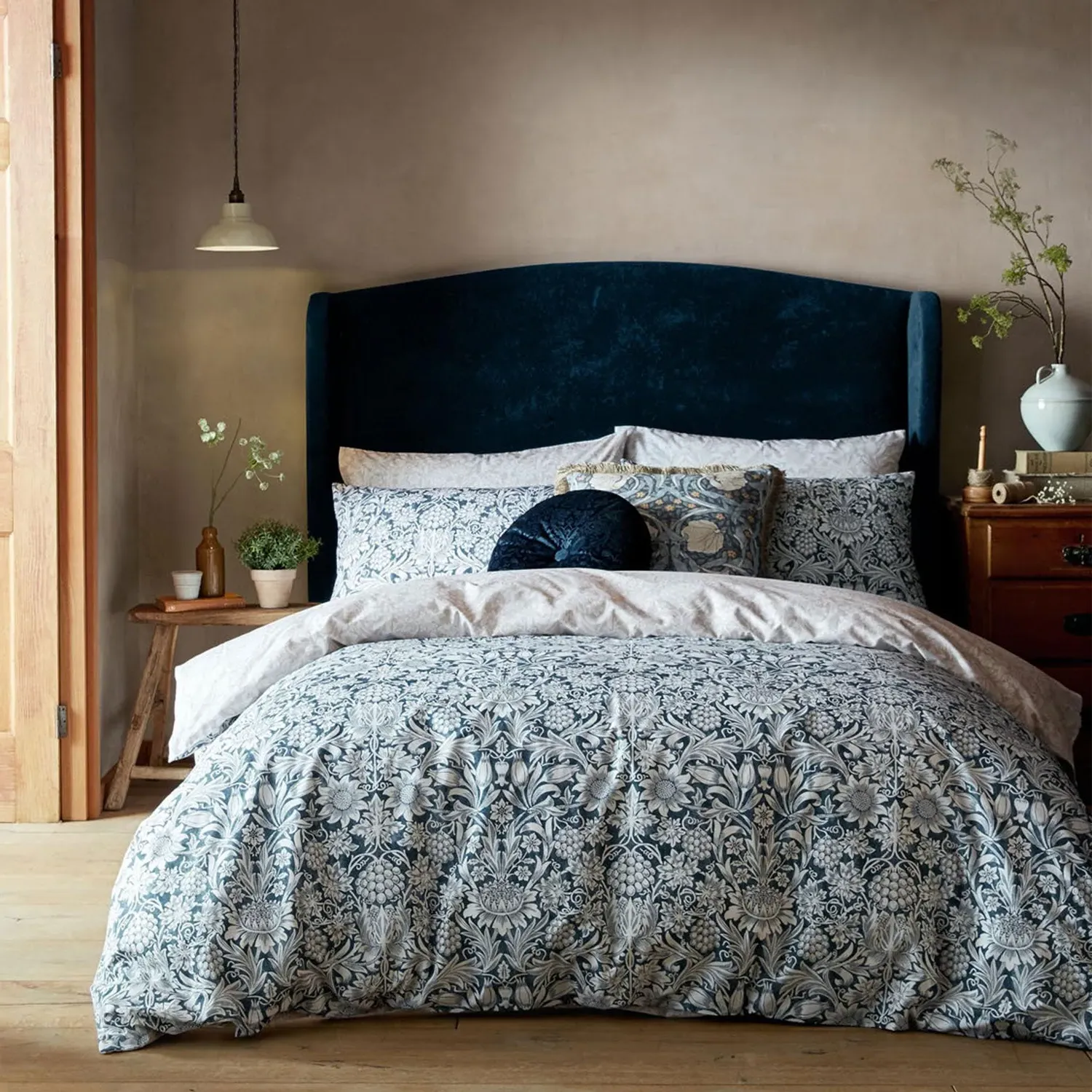 William Morris At Home Sunflower Ink Single Duvet Set - Blue, Cotton product