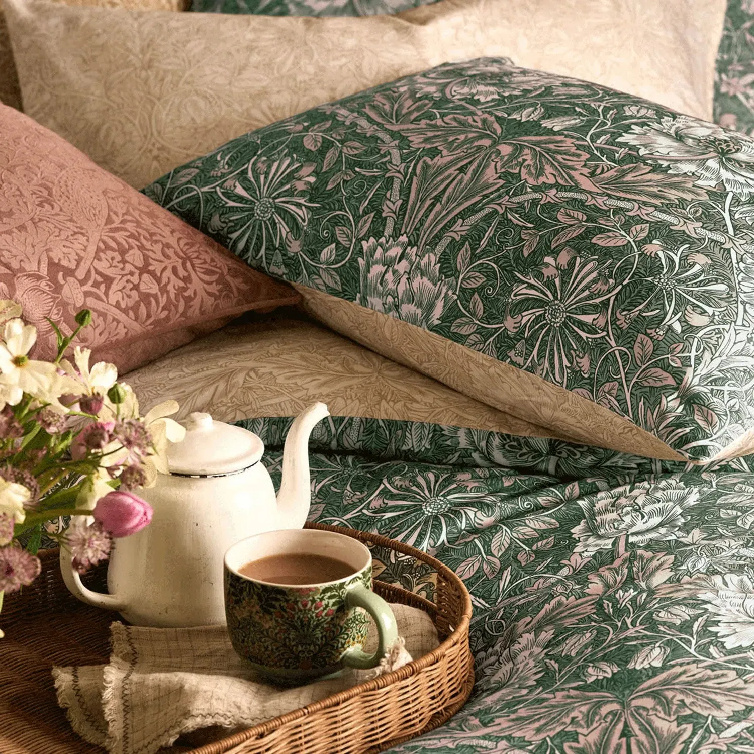 William Morris Honeysuckle & Tulip Single Duvet Set - Sage, Cotton alternate view