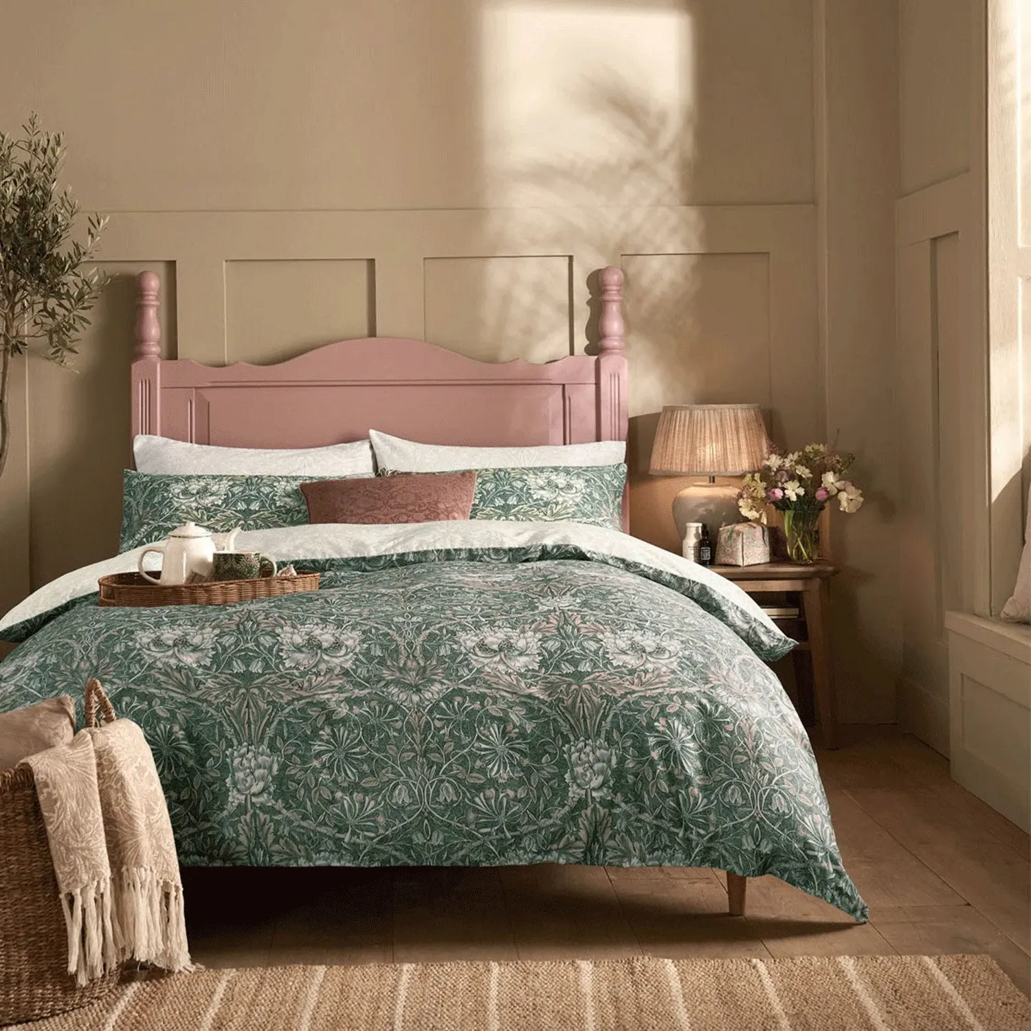 William Morris Honeysuckle & Tulip Single Duvet Set - Sage, Cotton product