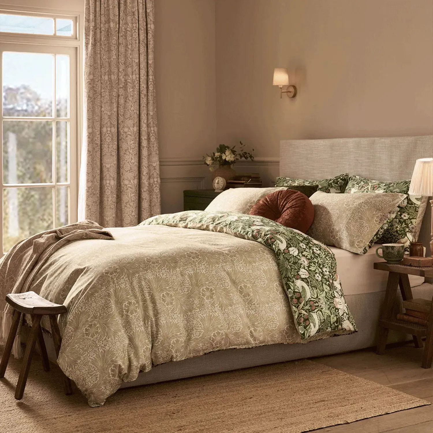 William Morris Strawberry Thief Single Duvet Set - Green, Cotton Sateen alternate view