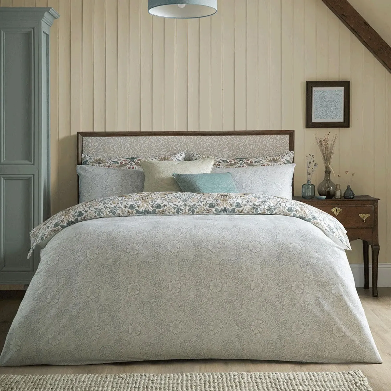 William Morris Strawberry Thief Single Duvet Set - Natural, Cotton alternate view