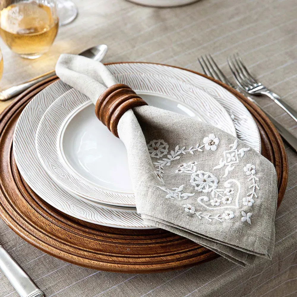 Bilbao Napkin Ring - Brown, Mango Wood