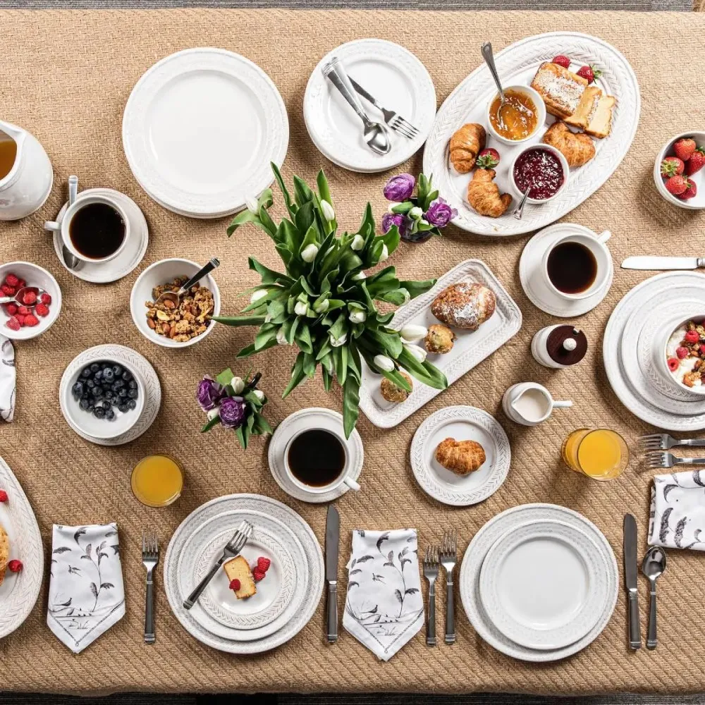 Le Panier Salad Plate - Whitewash, Ceramic