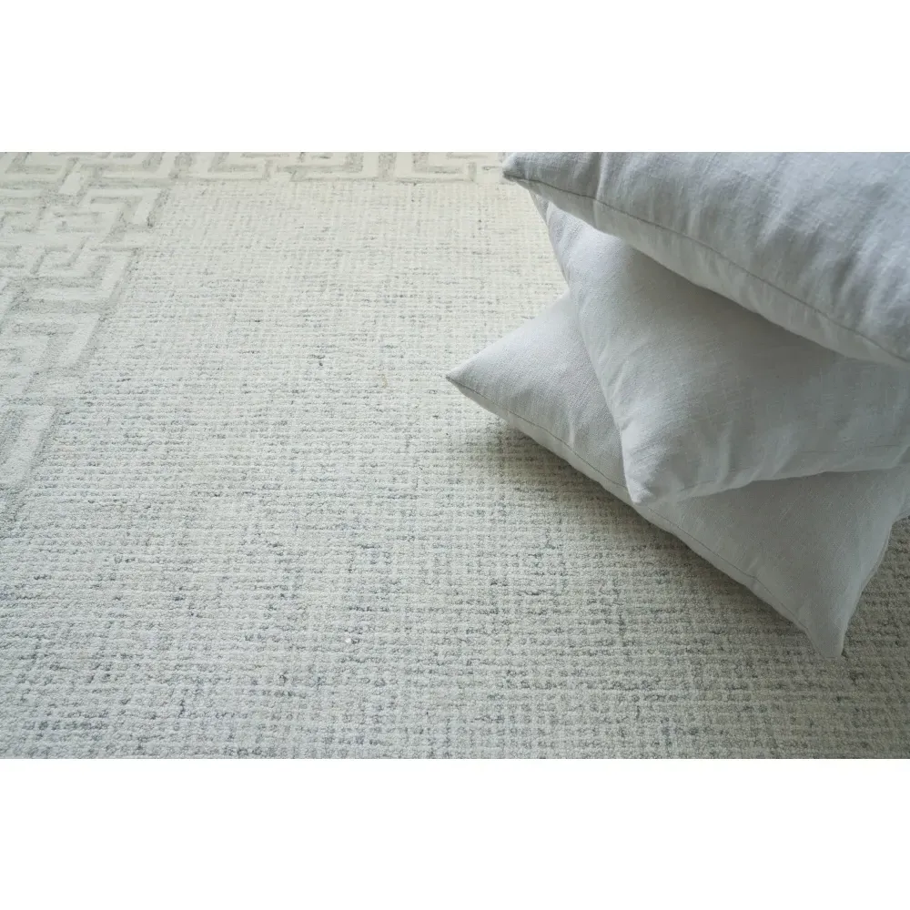 Abigail 8x10 Patterned Rug - Cream, Wool