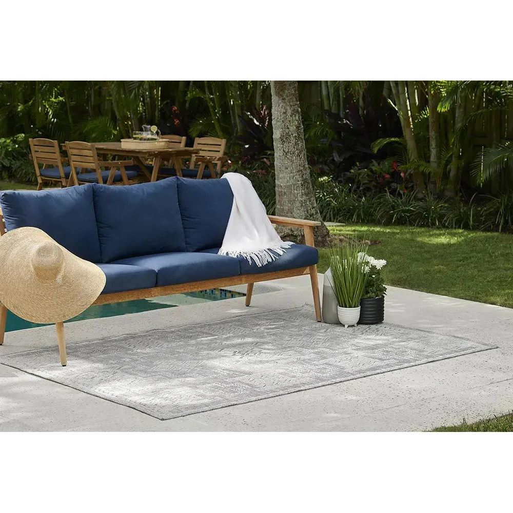 Abram Tribal Patterned Indoor Outdoor Rug - Grey, Polypropylene