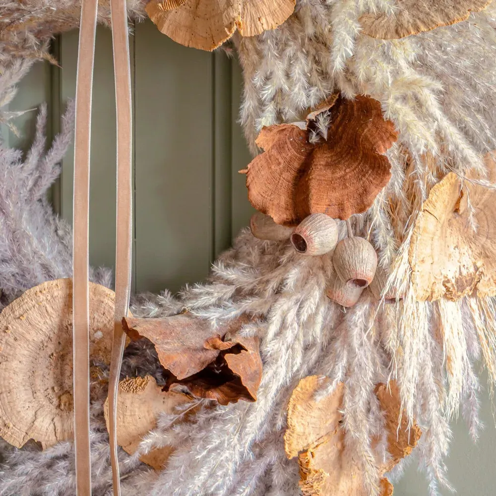 Adelise Pampas Grass Mushroom Wreath - Beige