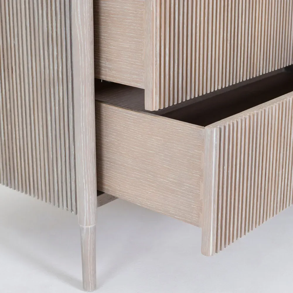 Alessandra 3 Drawer Bachelor Chest - Beige, Oak