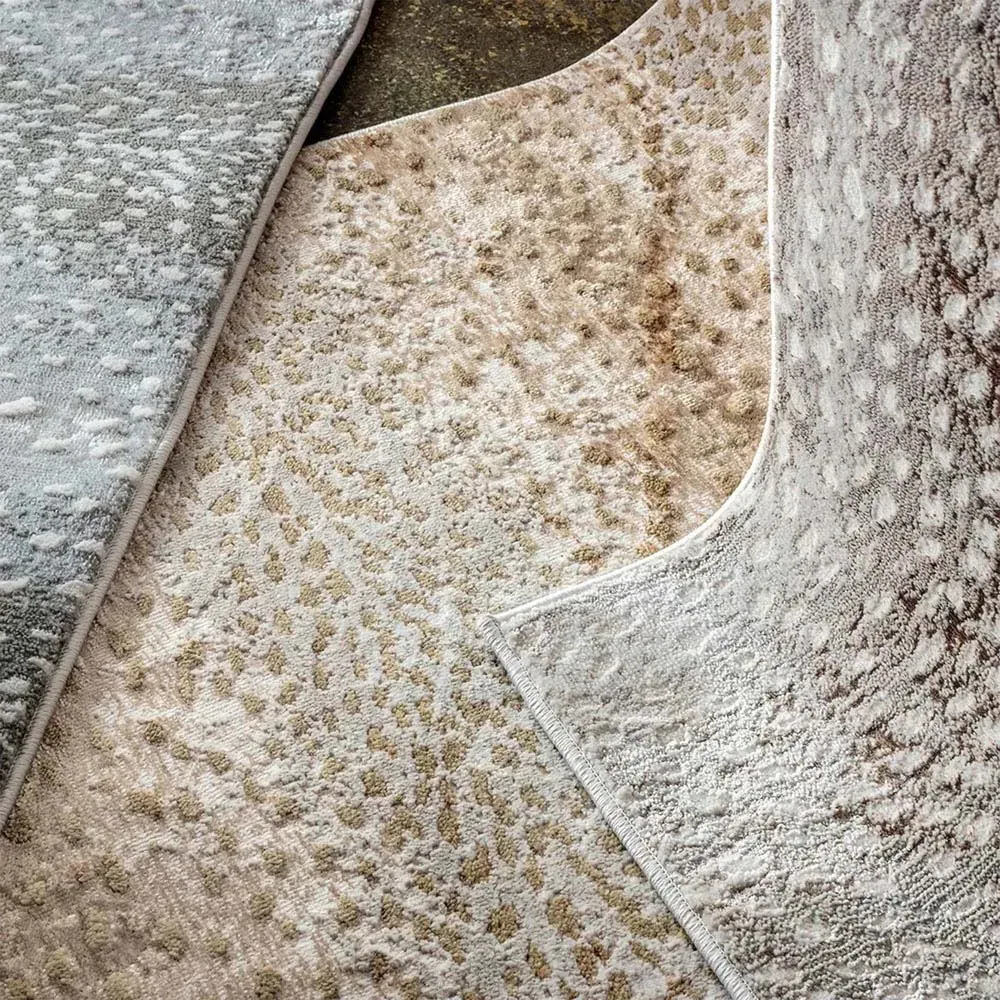 Annelise Animal Patterned Area Rug - Light Grey