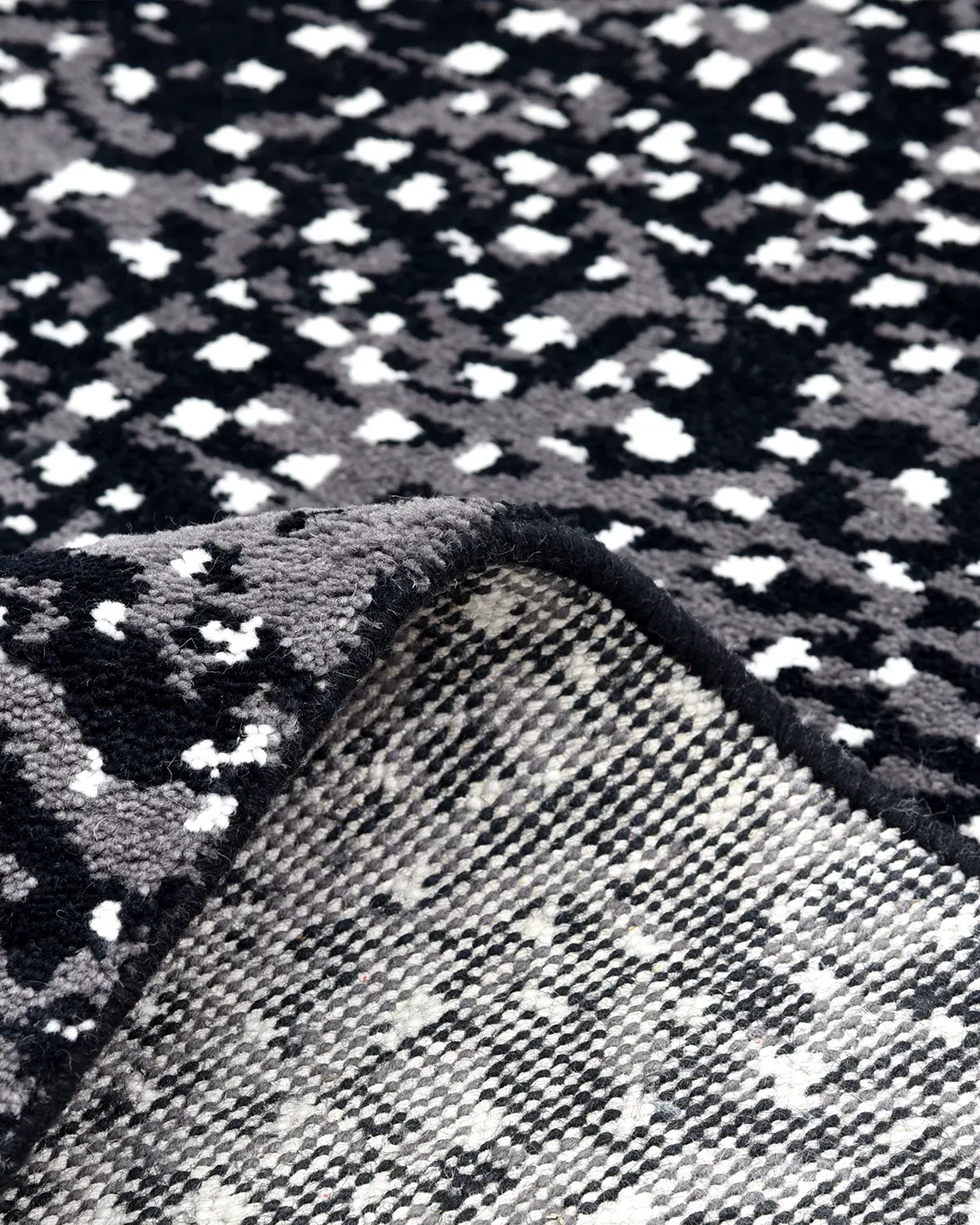 Arvin 5x8 Hand Knotted Rug - Black, Wool