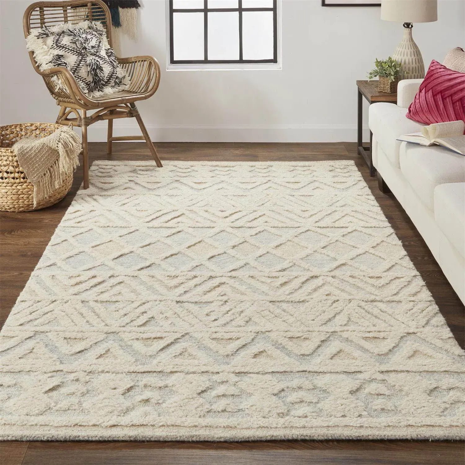 Atarah Blue Accent Shag Rug - Cream, Wool