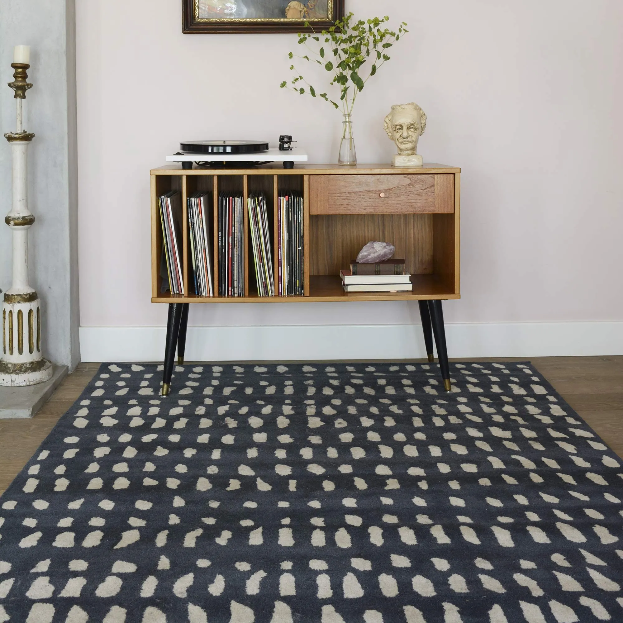 Ava Dot Patterned Rug - Blue, Wool