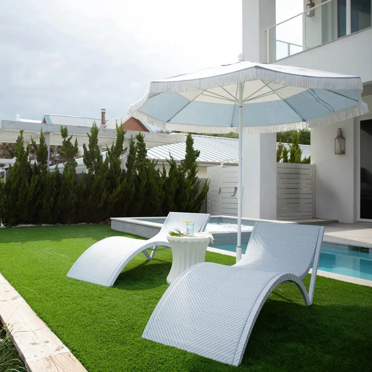 Bari Outdoor Chaise Lounge - Blue, Wicker