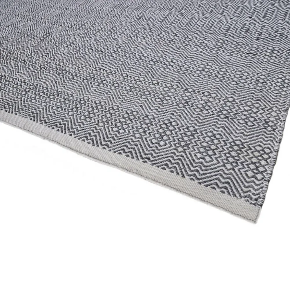 Bennett Diamond Patterned Indoor Outdoor Rug - Grey, PET