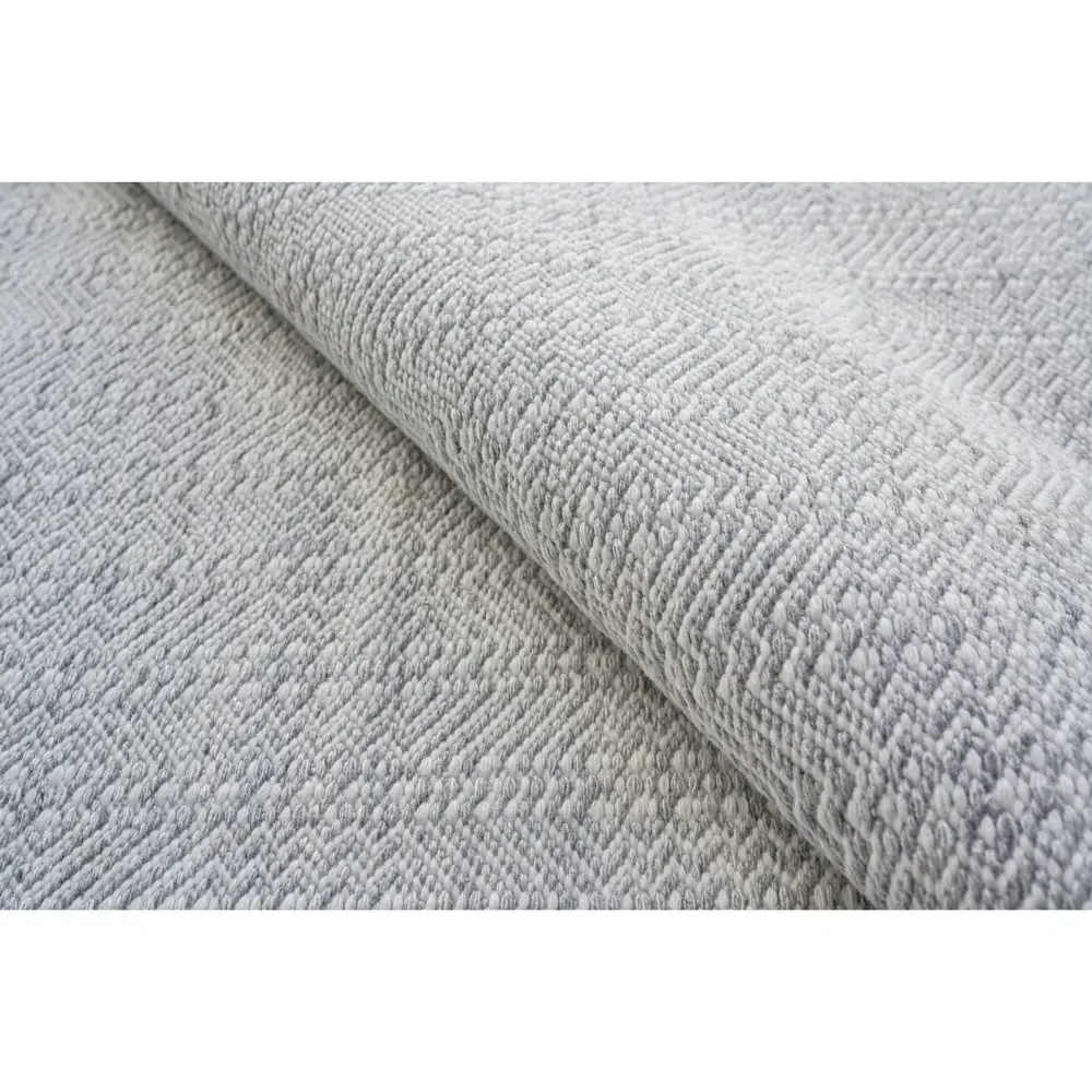 Bennett Diamond Patterned Indoor Outdoor Rug - Light Silver, PET