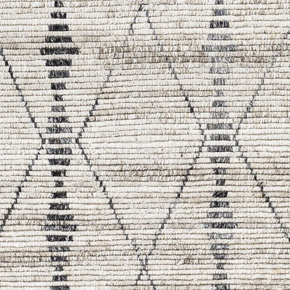 Blanca Diamond Shag Indoor Outdoor Hand Knotted Rug - Beige