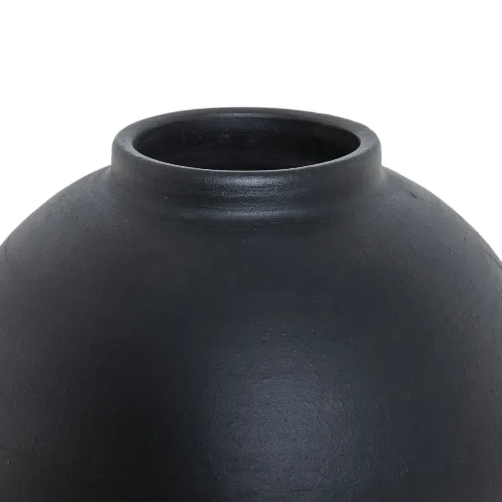 Bosa Terracotta Vessel with Collar - Aged Black