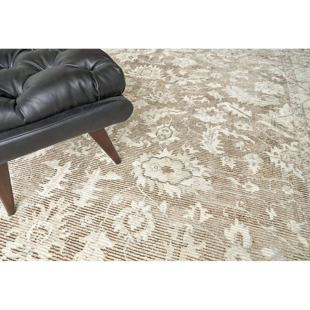 Calla Oushak Patterned Rug - Brown, Wool
