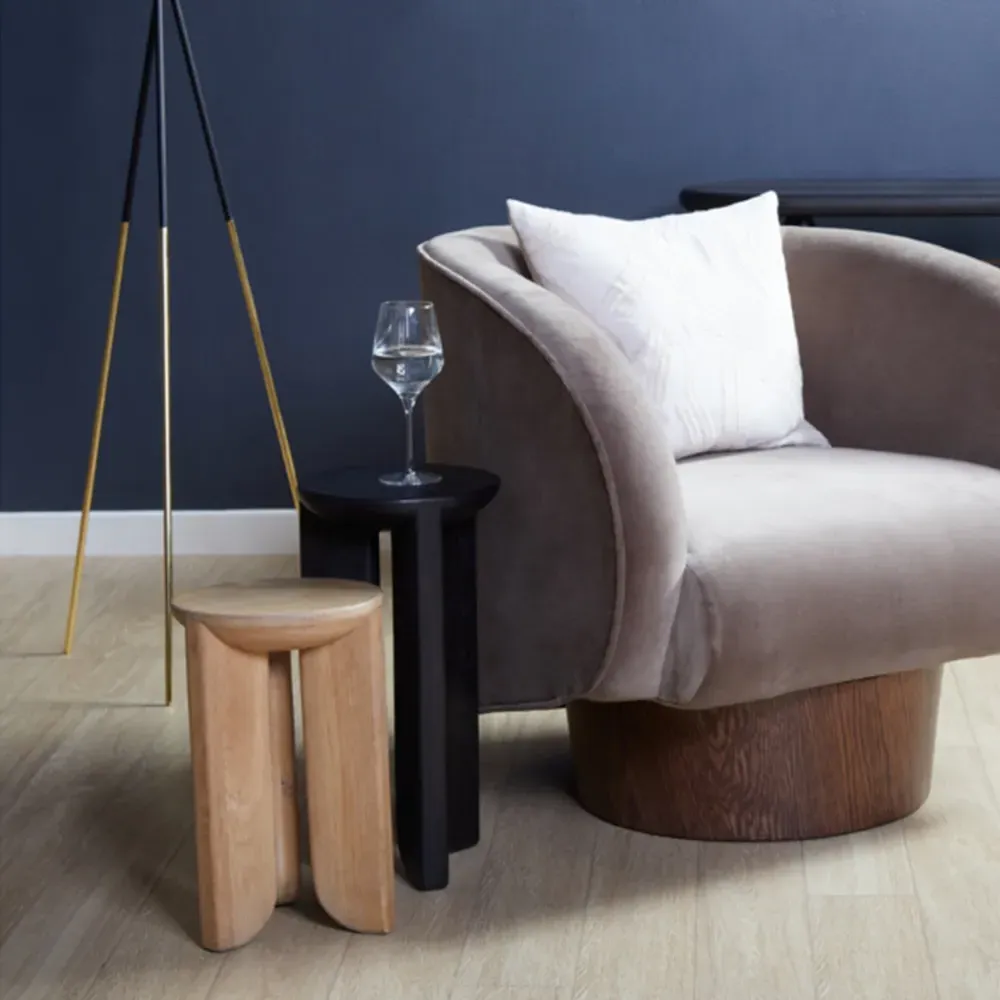 Carter Small Round Side Table - Brown, Oak