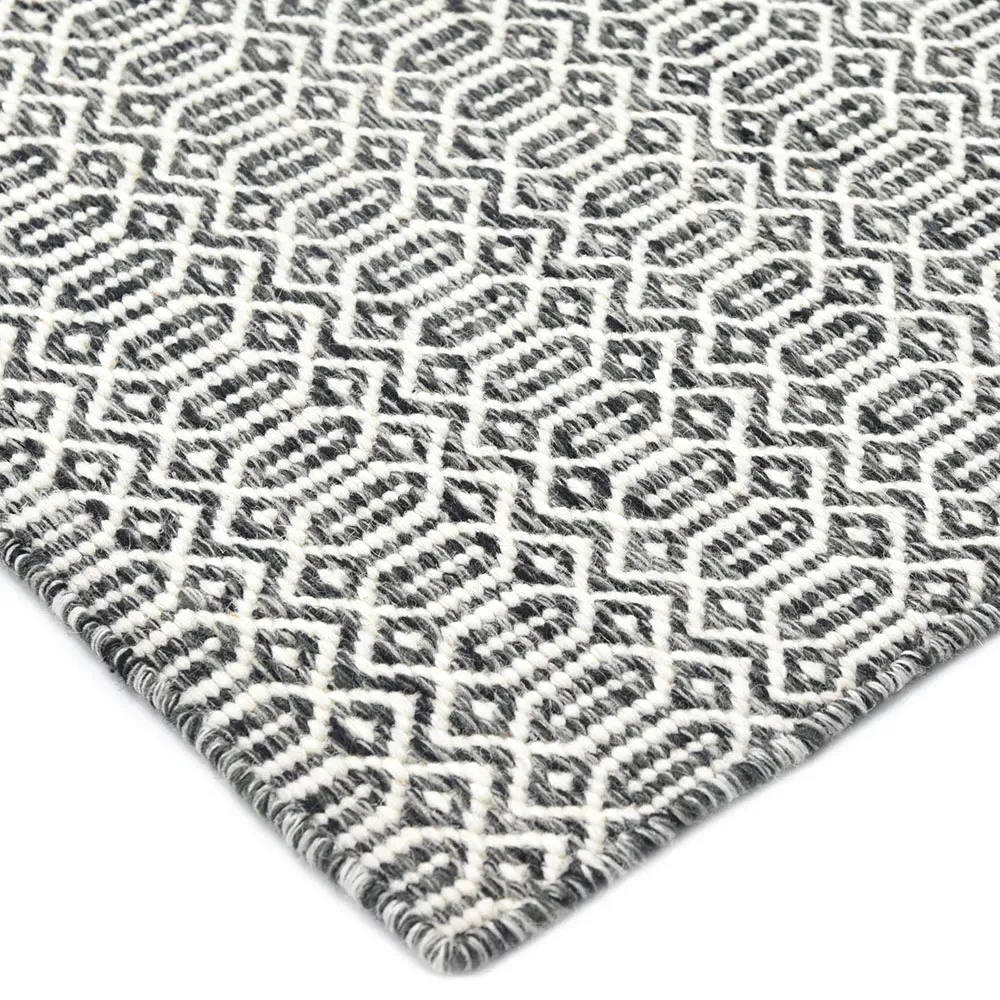 Carys Diamond Patterned Rug - Charcoal, Wool