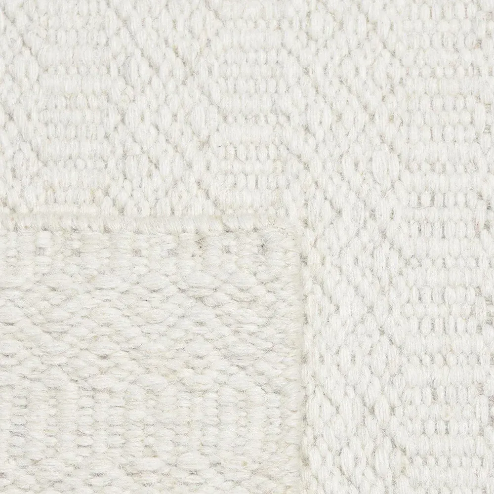 Carys Diamond Patterned Rug - White, Wool