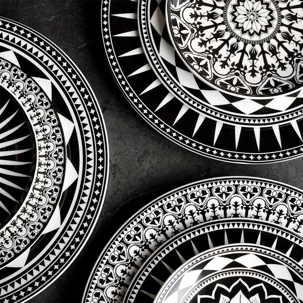 Casablanca Canape Plate Set of 4 - Black, Porcelain