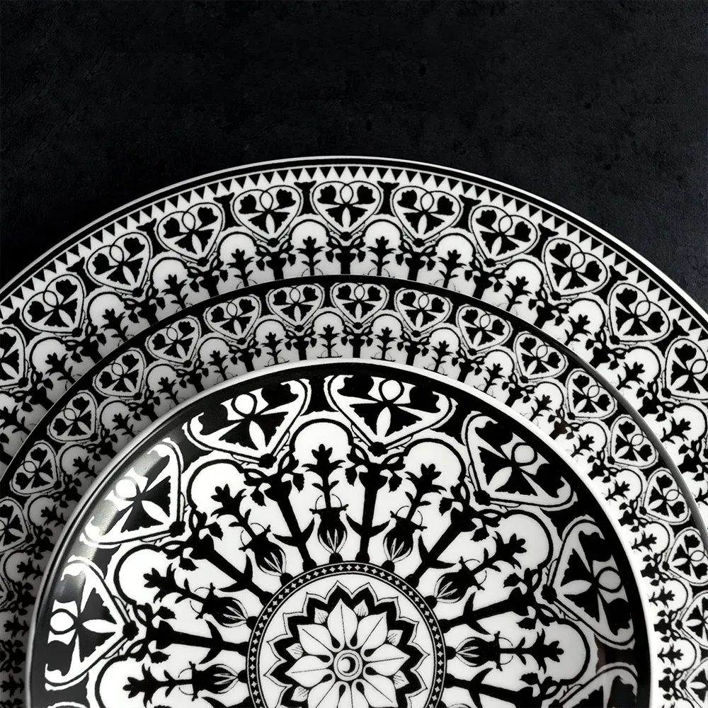 Casablanca Canape Plate Set of 4 - Black, Porcelain