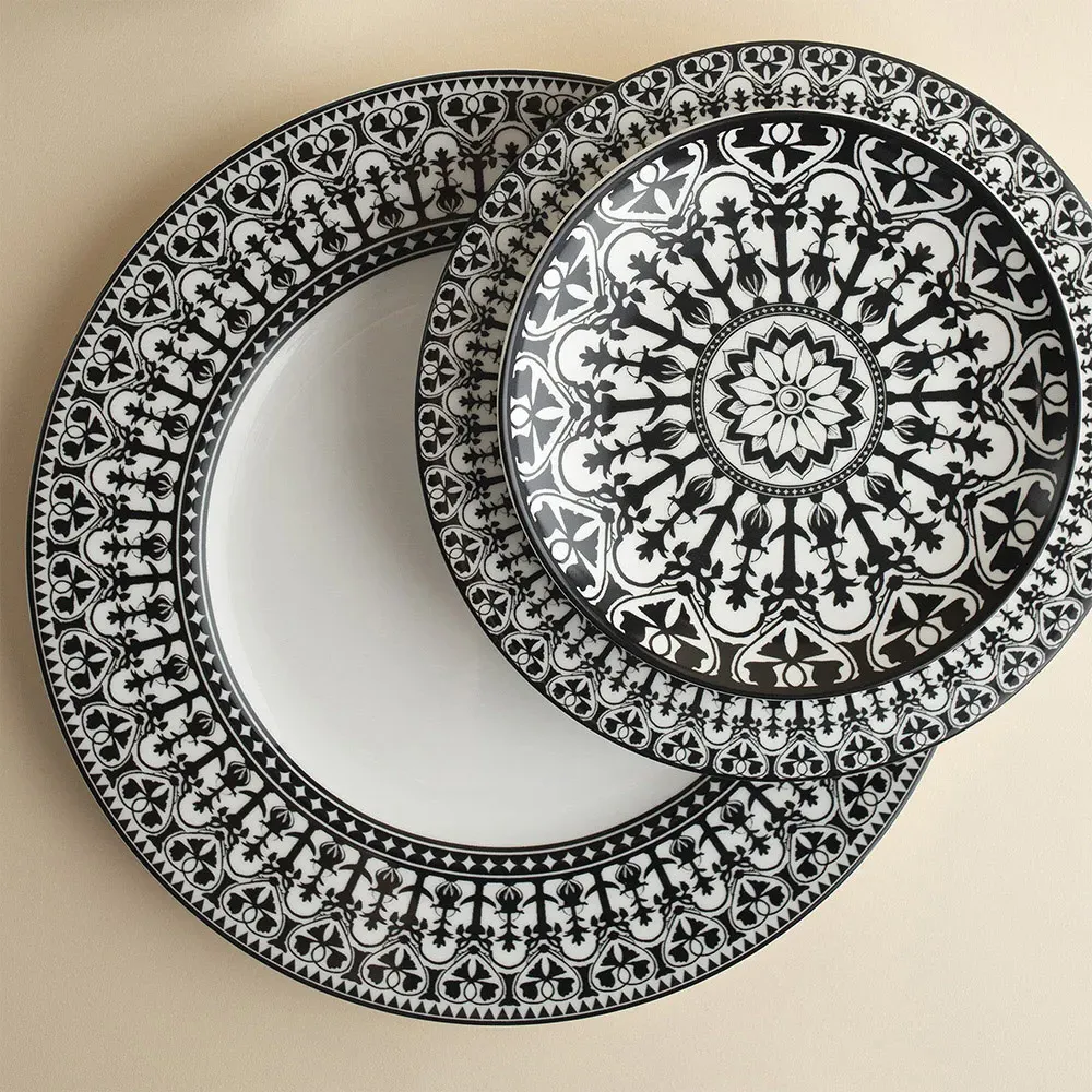 Casablanca Dinner Plate - Black, Porcelain