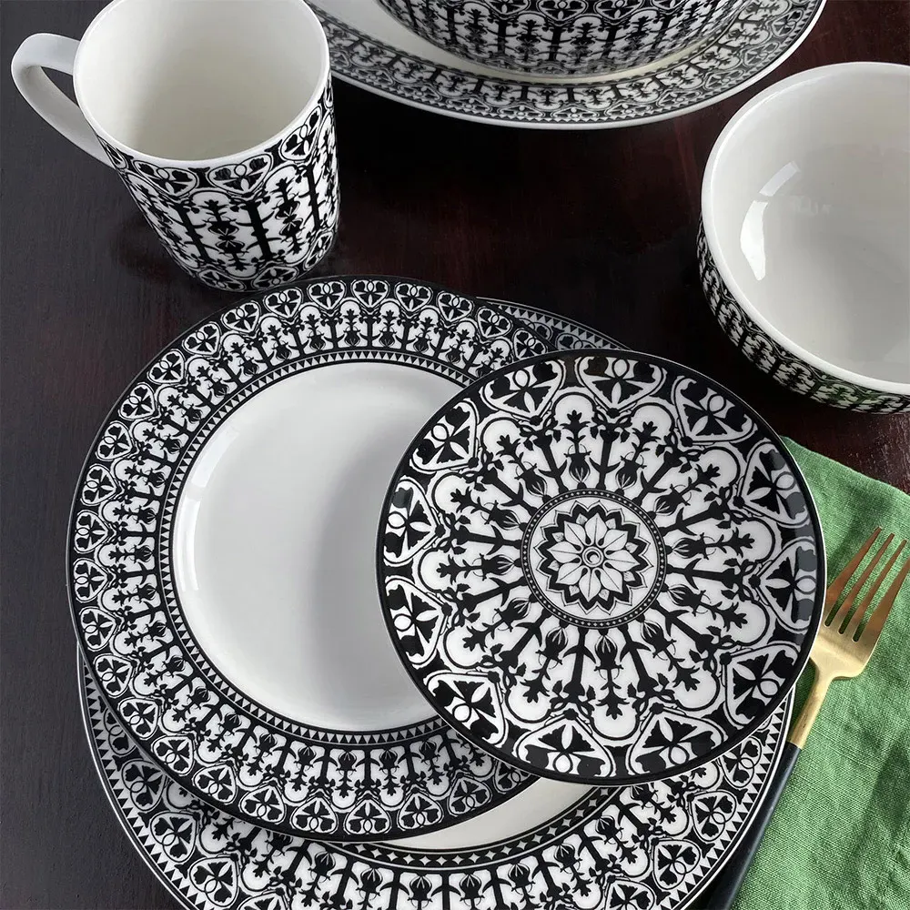 Casablanca Dinner Plate - Black, Porcelain