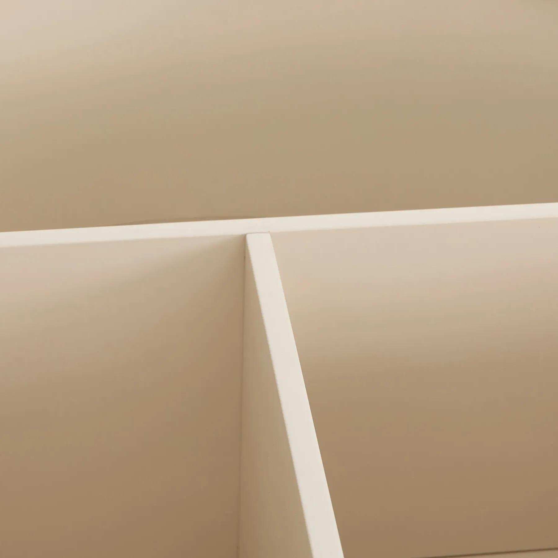 Cecile Round Coffee Table with Storage - Cream, Oak