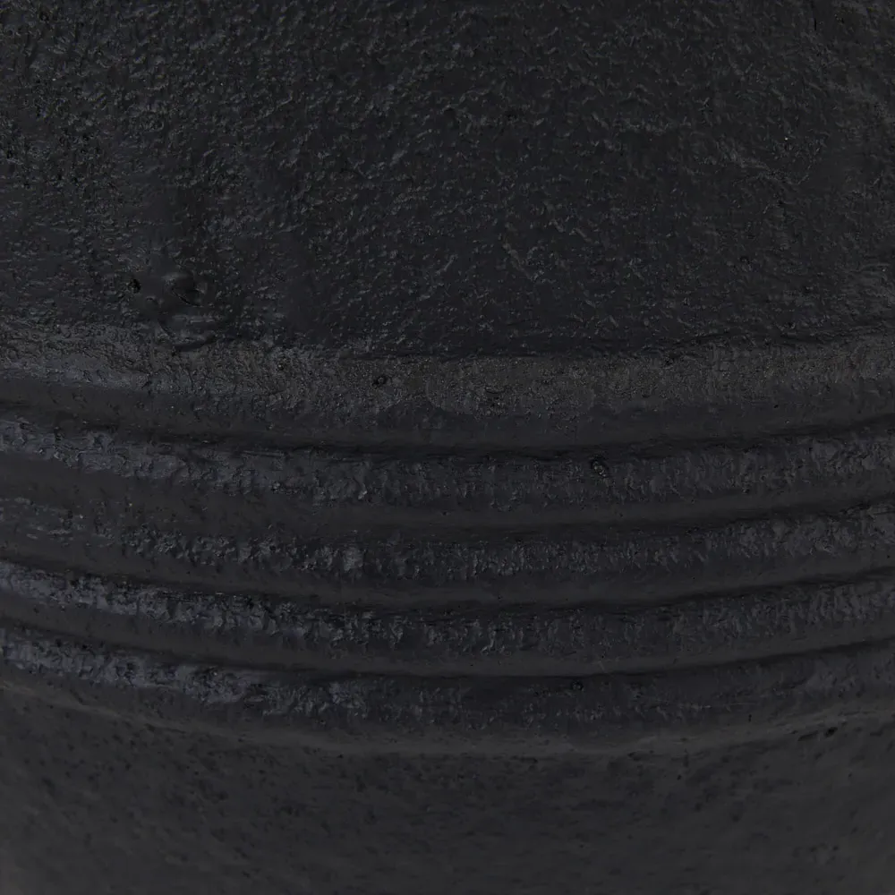 Chicago Small Outdoor Planter - Black, Concrete