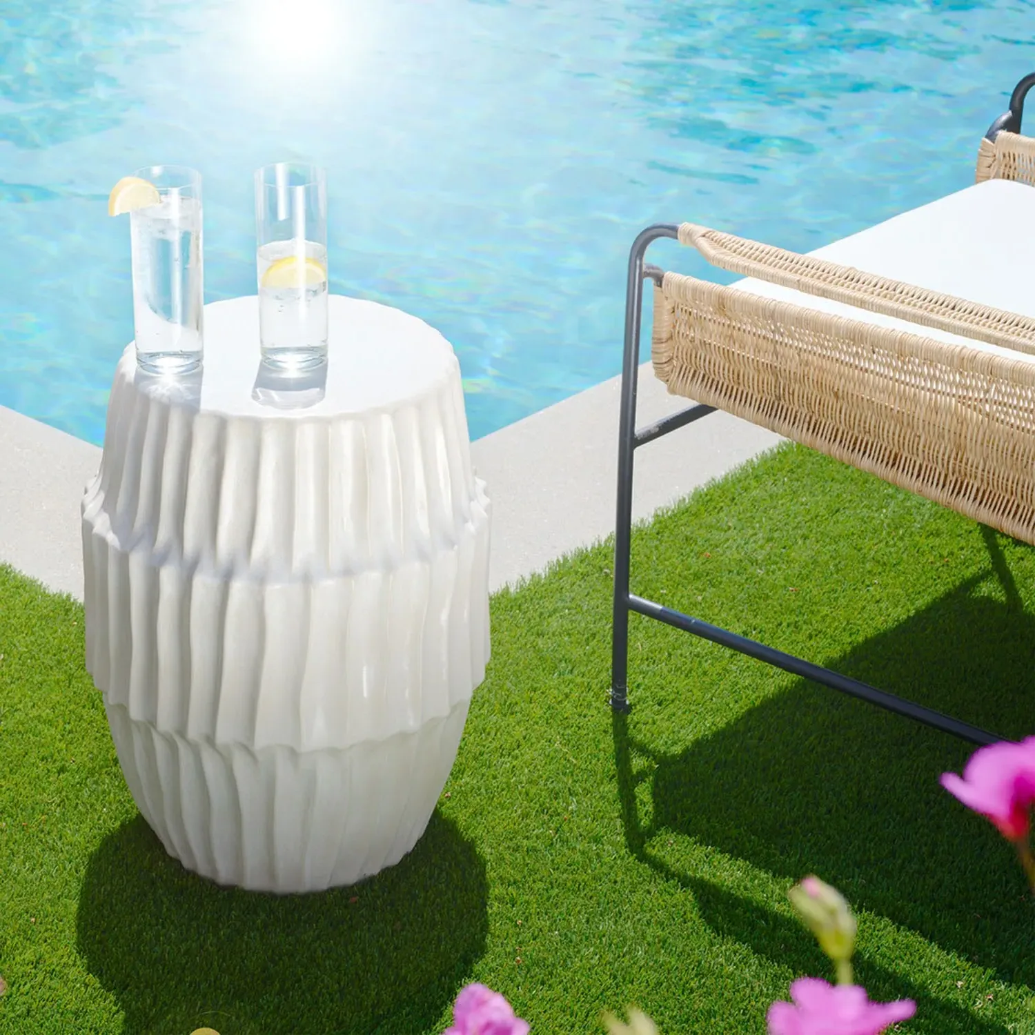 Chiyo Round Side Table - White, Ceramic