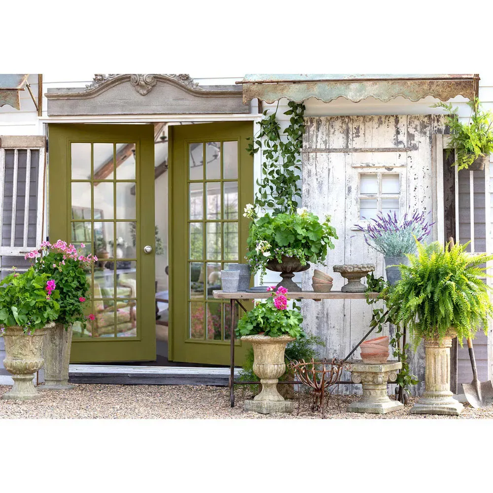 Clementine Garden Urn - Grey Silver