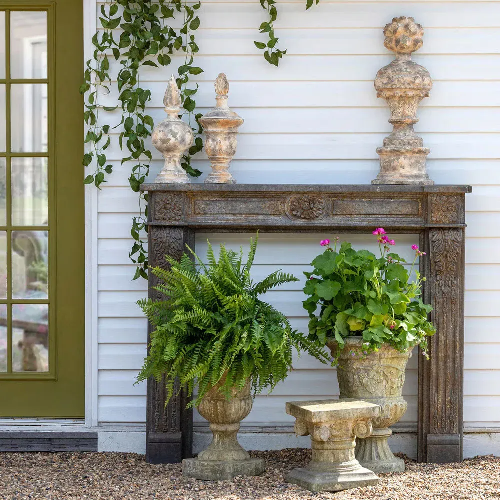 Clementine Garden Urn - Grey Silver