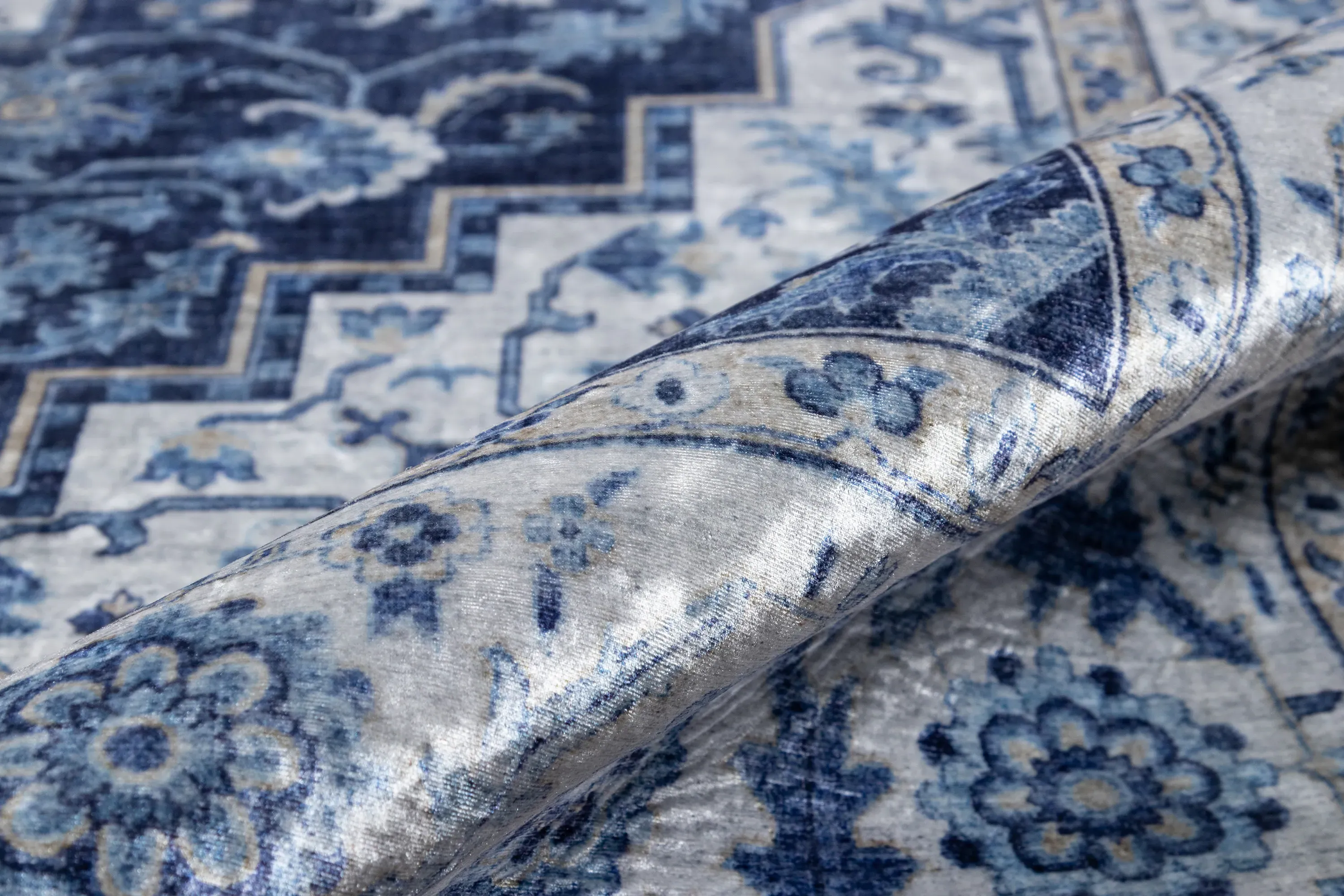 Coen Medallion Patterned Rug - Navy Blue, Polyester