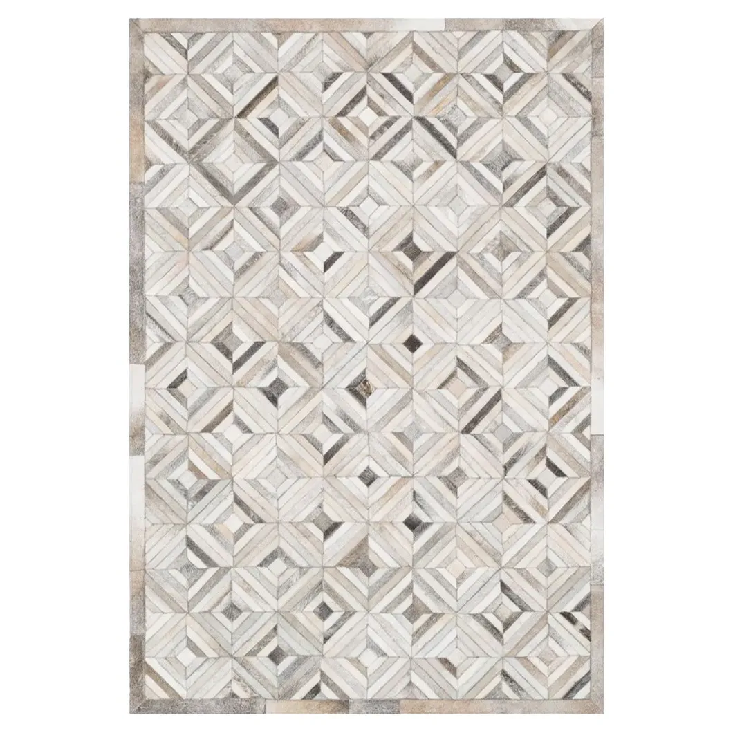 Daelis Diamond Rug - Grey, Cowhide